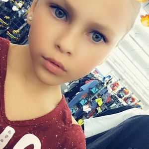 Meet your Posher, Kayley